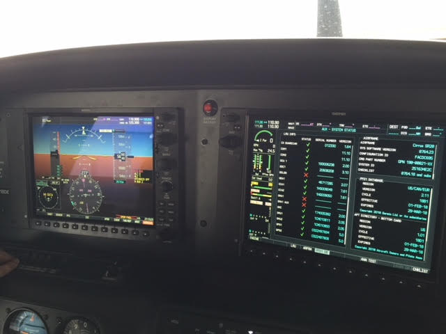 N318DE instrument panel